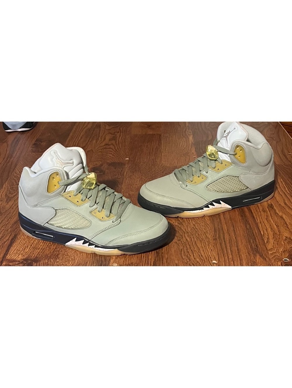 Air Jordan 5 Retro SE Jade Horizon Size 11.5